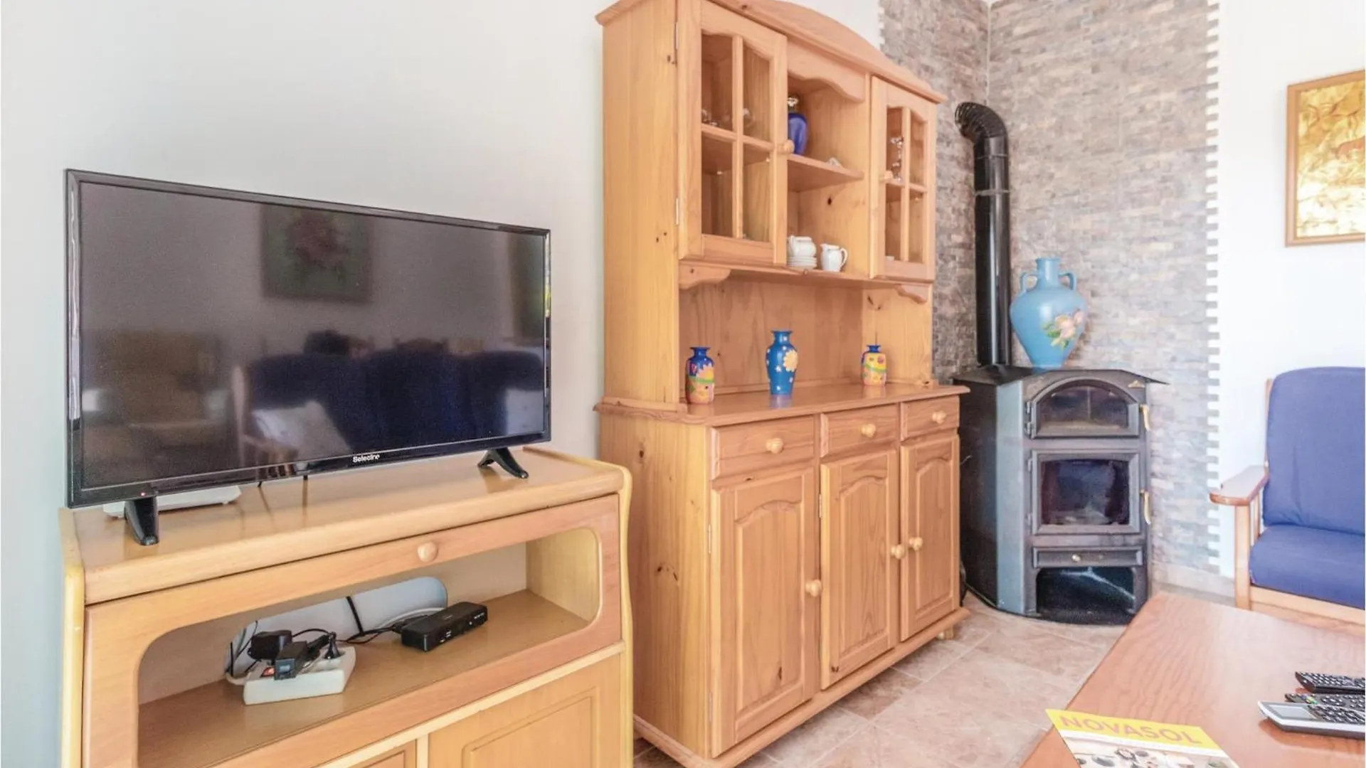 3 Bedroom Awesome Home In נרחה 0*,